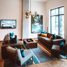 No matter how you choose to wind down, our light-filled amenity spaces are perfect for whatever your plans have in store. ✨
#Sleek #Connected #Vibrant #LoveYourLiving #UrbanLiving #LuxuryLiving #GreystarSeattle #HydeSquareApartments #BelRed #BellevueEast #BellevueApartments #DreamApartment Instagram post from @hydesquareapts on July 12, 2024 16:18:07pm